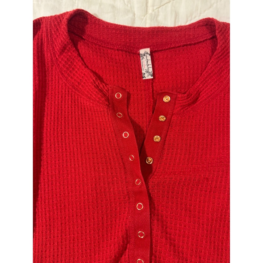 Intimately Free People Going Places Cardi Red Waffle Knit Snap Front Henley Top - Picture 6 of 9